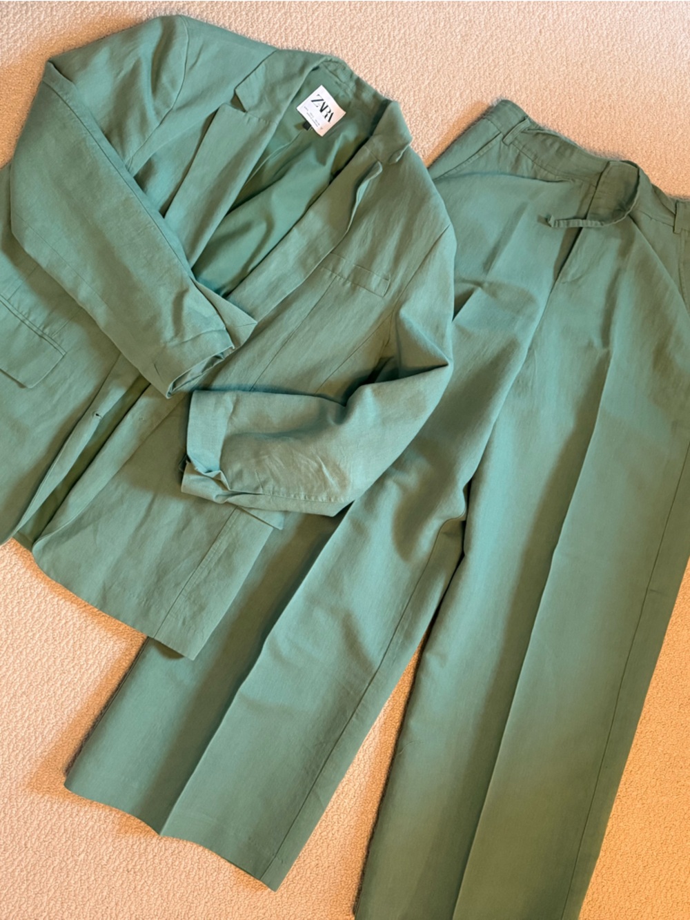 Zara Green Linen Suit size Large